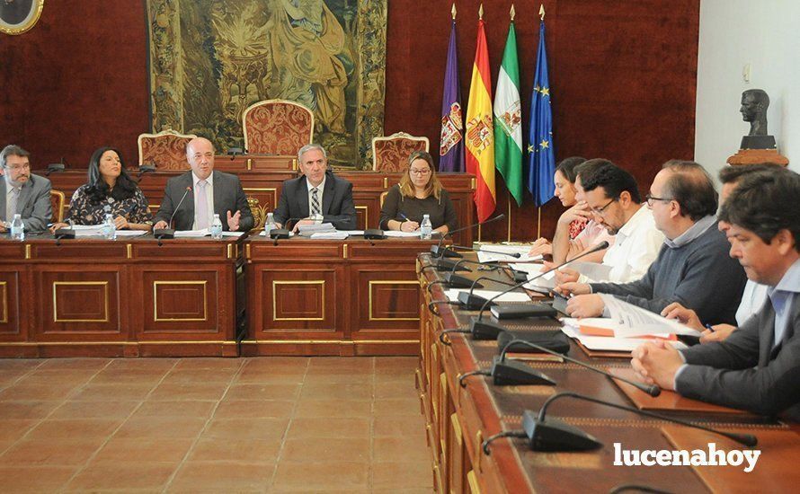 Un pleno de la Diputación Provincial de Córdoba Un pleno de la Diputación Provincial de Córdoba