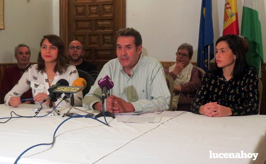 Vicente Dalda, junto a otros miembros de su equipo de trabajo. Vicente Dalda, junto a otros miembros de su equipo de trabajo.