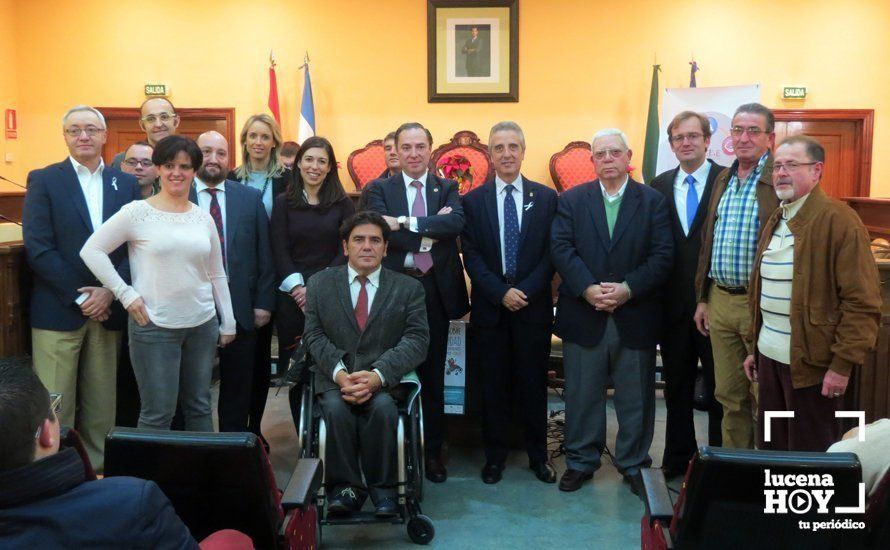 Representantes de AMFE y premiados en las X Jornadas de Discapacidad. Representantes de AMFE y premiados en las X Jornadas de Discapacidad.