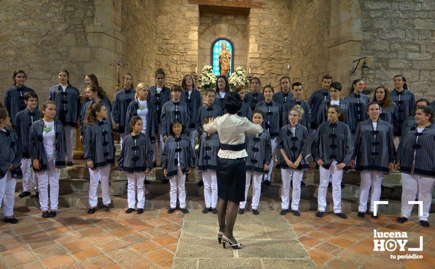El coro de voces blancas "Gaudeamus Korala" El coro de voces blancas "Gaudeamus Korala"