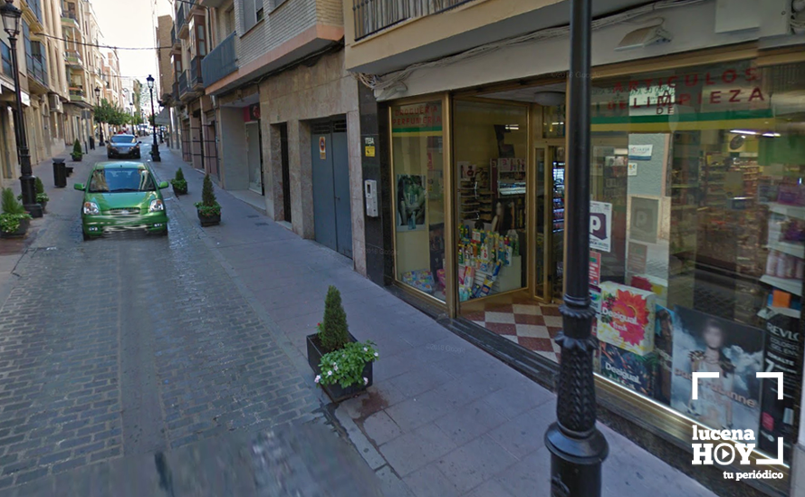 Establecimiento en el que se produjo el robo, en la calle Alcaide Establecimiento en el que se produjo el robo, en la calle Alcaide