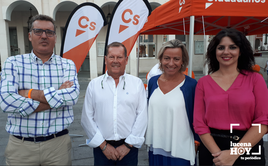 Isabel Albás junto a Purificación Joyera y Juan Antonio Rodríguez, concejales de Ciudadanos Lucena, y Manuel Torrejimeno, Secretario de organización Isabel Albás junto a Purificación Joyera y Juan Antonio Rodríguez, concejales de Ciudadanos Lucena, y Manuel Torrejimeno, Secretario de organización