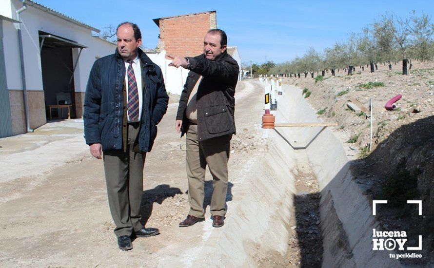 Paco Huertas visitó ayer las obras junto a Gregorio Flores, representante popular en la aldea Paco Huertas visitó ayer las obras junto a Gregorio Flores, representante popular en la aldea