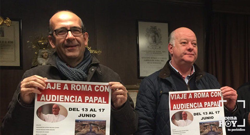 José Pedro Moreno, junto al Hermano Mayor de la Cofradía de la Soledad, en un acto de esta hermandad José Pedro Moreno, junto al Hermano Mayor de la Cofradía de la Soledad, en un acto de esta hermandad