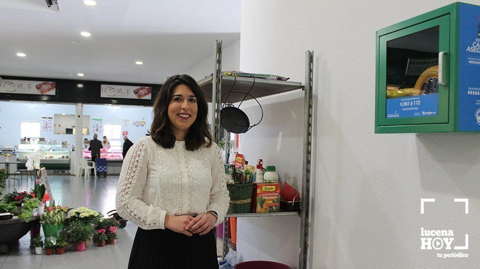 El ayuntamiento instala dos nuevos desfibriladores en el Palacio Erisana y el Mercado