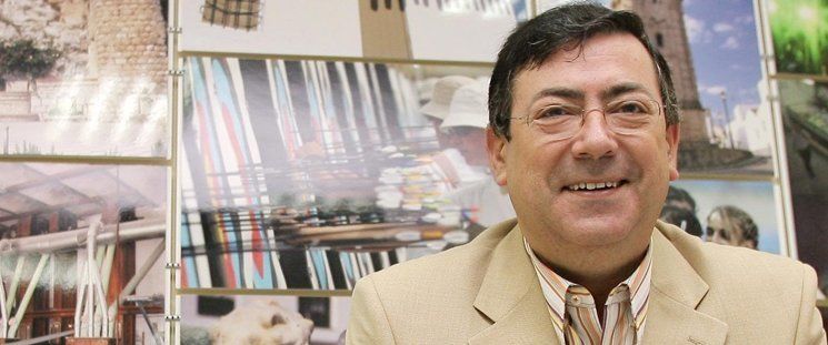 Juan Torres pide un congreso para renovar el PSOE de Lucena