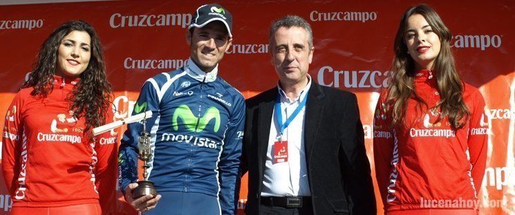 Valverde se exhibe ganando a Menchov y Schleck en el Santuario