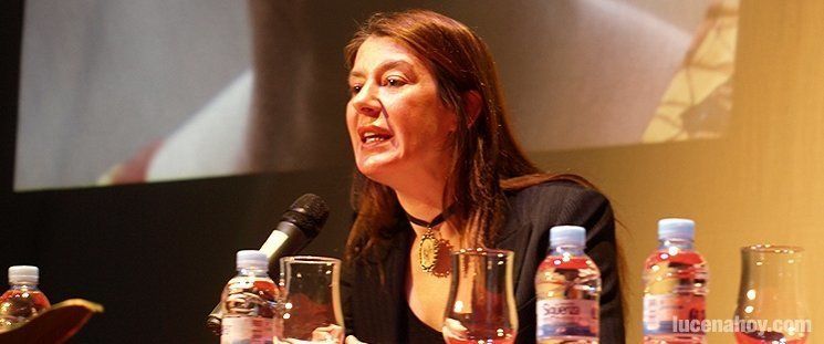 Valerie Tasso habla de sexo en Lucena en el Día de la Mujer