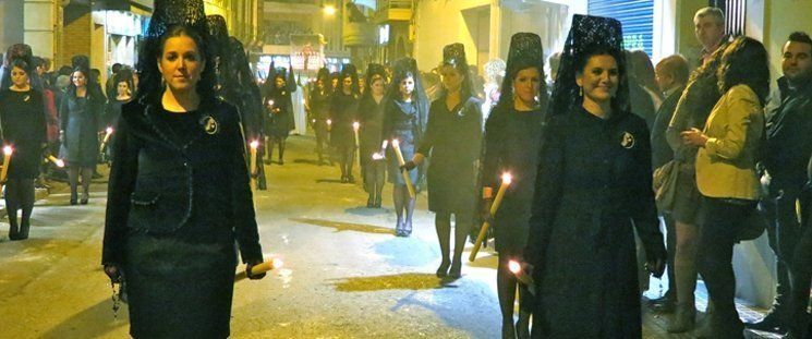 Encuesta Semana Santa: La Soledad, mejor corte de mantillas 2012