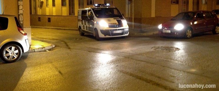 Detenido un joven por conducción temeraria y colisión en El Valle