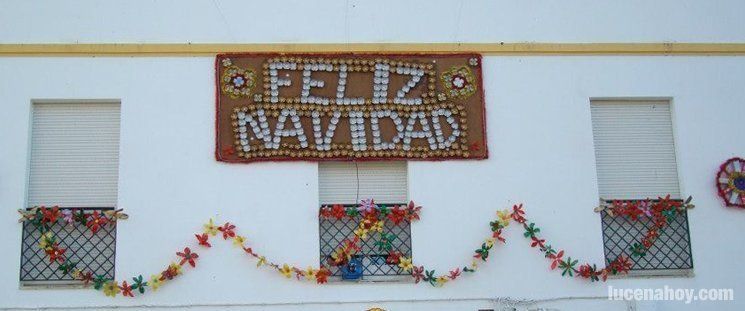 Las Navas y Jauja decoran sus calles con adornos reciclados