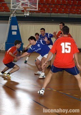 El comienzo de la segunda parte quiebra al Raywell (35-30)