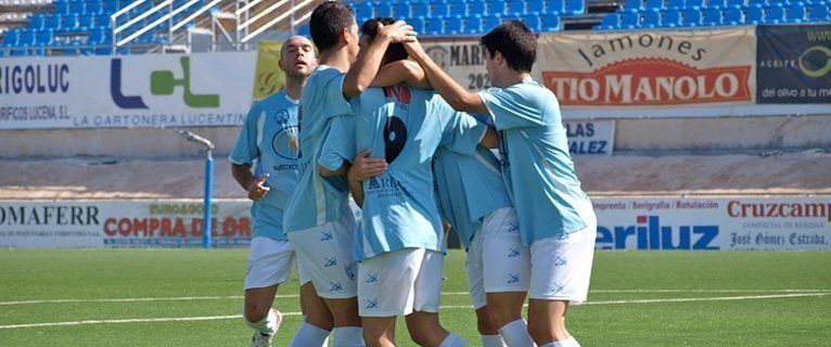 Al Ciudad de Lucena solo lo separan tres puntos de Primera Andaluza (1-2)