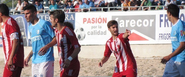 El Cartagena confirma los fichajes de los futbolistas del Lucena Fernando y Fede