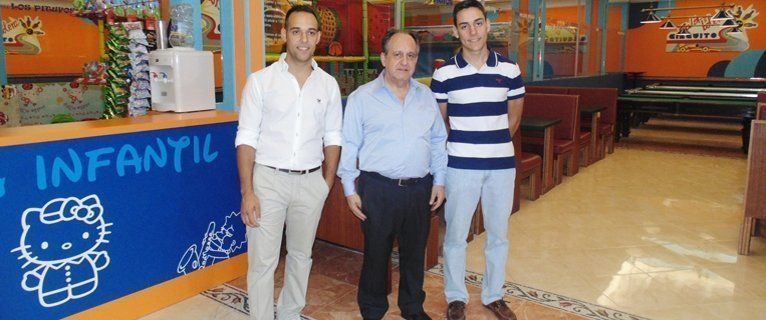 La Manzana de Adán inaugura un novedoso salón recreativo (fotos)