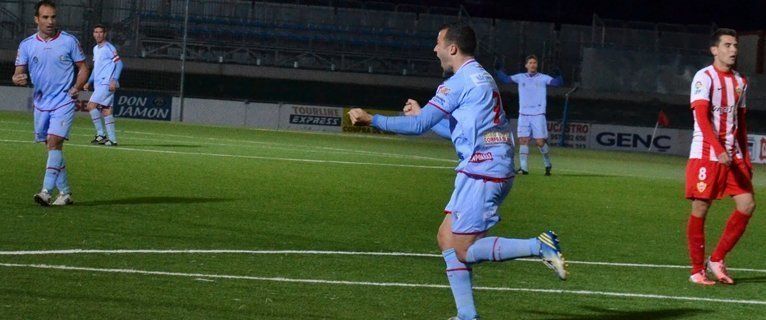 Desencadenar la avalancha (Lucena 1 Almería B 1) (Fotos)