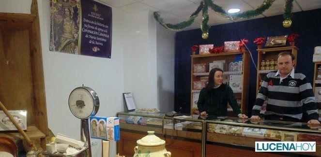 La Cofradía de la Aurora ofrece dulces de conventos y monasterios andaluces (fotos)