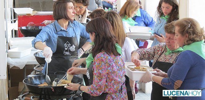 La Asociación Al-Yussana recauda 2.900 para Cáritas con sus "Sopaipas Solidarias"