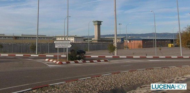 Priego: A prisión un joven acusado de intentar agredir a su exnovia con dos cuchillos
