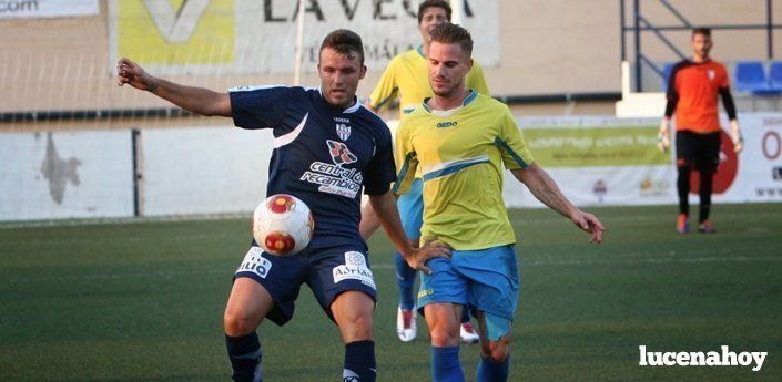 El Lucena CF cae por 2-0 frente al Vélez en el partido más flojo de la pretemporada