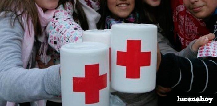 Cruz Roja celebra el sábado el "Día de la Banderita" para recabar fondos para niños lucentinos en situación de vulnerabilidad