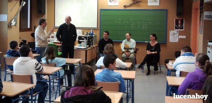 El IES Sierra de Aras participa en la conmemoración del Día del Flamenco (fotos)