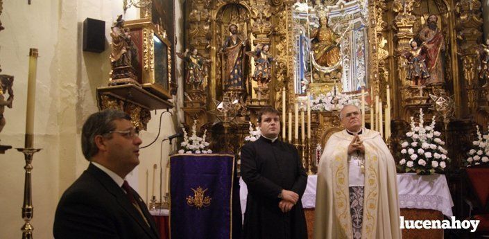 El obispo de Córdoba visita por primera vez la ermita de la Aurora (fotos)