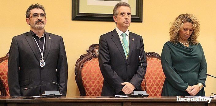 Pérez pide la reforma de la Constitución "para adaptarla a la realidad social de España" (fotos)