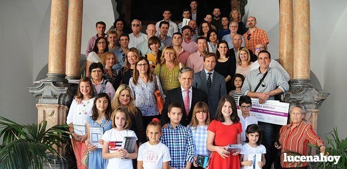 La alumna del colegio Antonio Machado, Micaela Gálvez, primer premio en el concurso de dibujo "Saborea Córdoba"