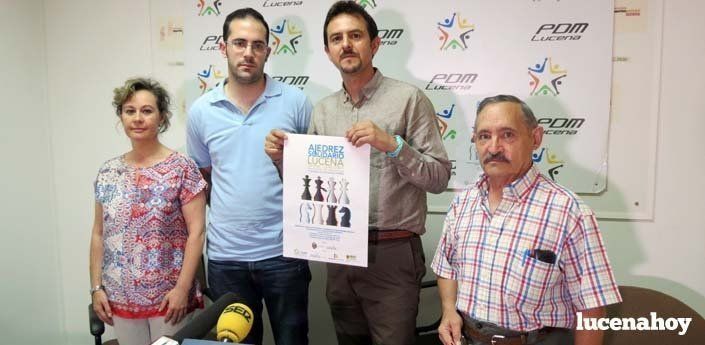 Dos simultáneas de ajedrez en El Castillo sirven para ayudar a Annes