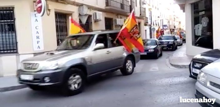 El ayuntamiento investigará si la caravana franquista tenía autorización. IUCA pide que se condenen los hechos (vídeo)