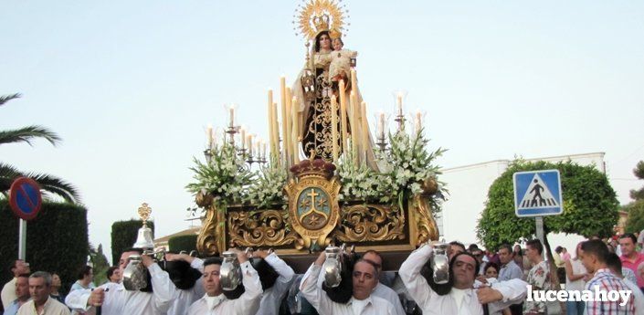 Los cultos a la Virgen del Carmen terminan con la procesión, la misa en La Barrera y el besamanos