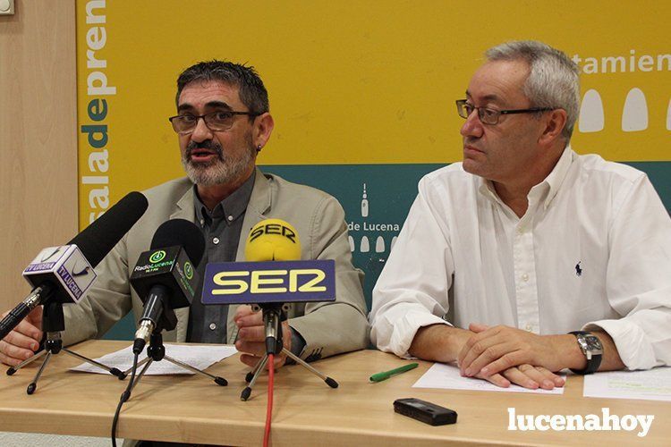 Miguel Villa y Carlos Villa durante la rueda de prensa