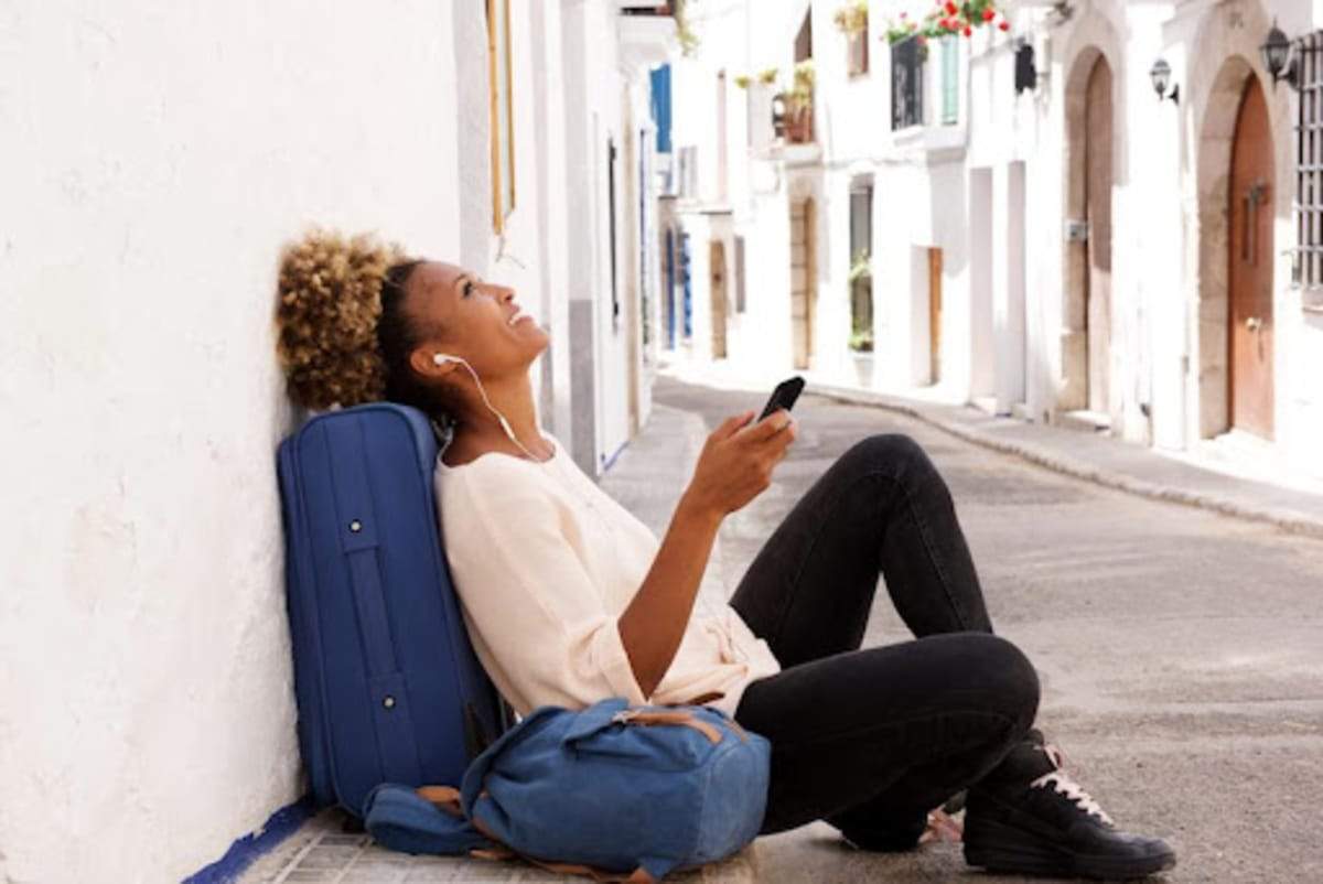 ¿Cómo acceder a sus plataformas de streaming fuera de España?. mimagephotography/Shutterstock.com