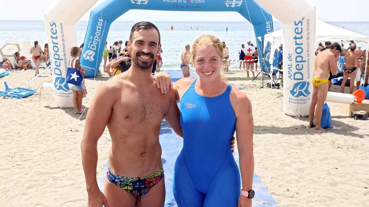 Cristian Gómez y Elia María Cuenca en el Rincón de la Victoria