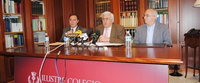 El Gobierno rectifica: el Colegio de Abogados de Lucena seguirá existiendo