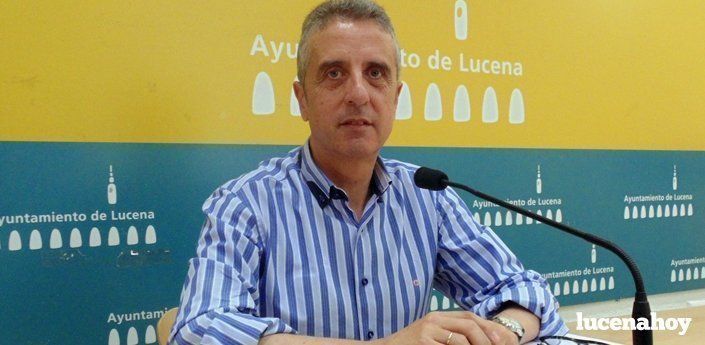El alcalde explica las razones de encomendar la gestión de cobro del agua a Hacienda Local