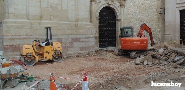 Roban una mini excavadora de la empresa Fajosa en el Llanete de la Capillita