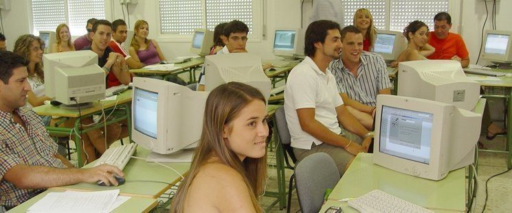 Elecciones 22M: Hoy: ¿Es utópica una universidad en Lucena?