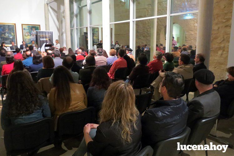Un número público ocupó todas las sillas de la sala habilitada para el acontecimiento cultural. Un número público ocupó todas las sillas de la sala habilitada para el acontecimiento cultural.
