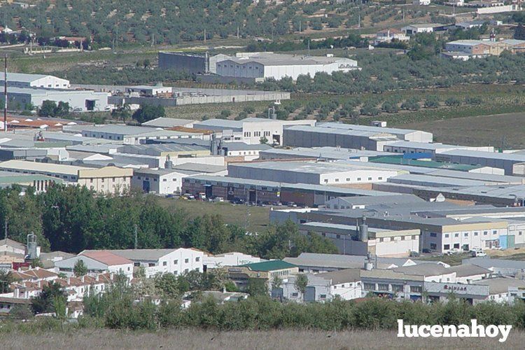 Naves industriales junto a Lucena Naves industriales junto a Lucena