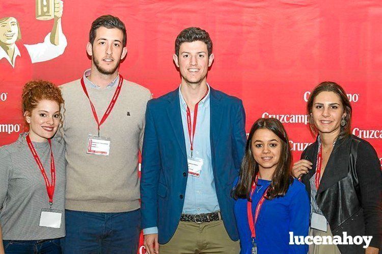 Jose Dorado, en el centro de la foto, junto a otros participantes en el programa Jose Dorado, en el centro de la foto, junto a otros participantes en el programa