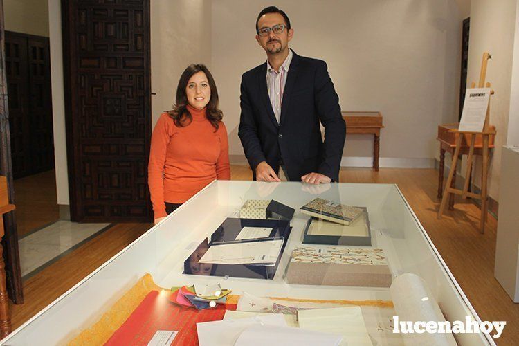 Mª Araceli Alba y Manuel Lara en la inauguración de la exposicion Mª Araceli Alba y Manuel Lara en la inauguración de la exposicion