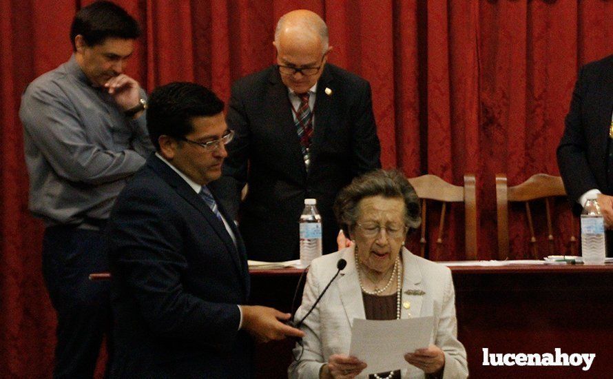 Concepción de Mora Escudero agradece el nombramiento. Fotos: Archicofradía de María Stma. de Araceli Concepción de Mora Escudero agradece el nombramiento. Fotos: Archicofradía de María Stma. de Araceli