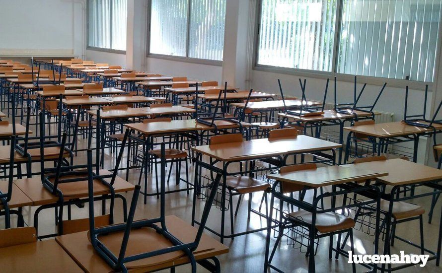 Aulas vacías en el IES Marqués de Comares, esta mañana. Aulas vacías en el IES Marqués de Comares, esta mañana.