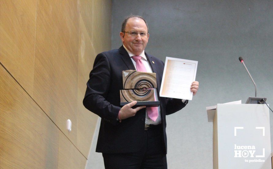 Rafael Sánchez recogió el galardón. Rafael Sánchez recogió el galardón.