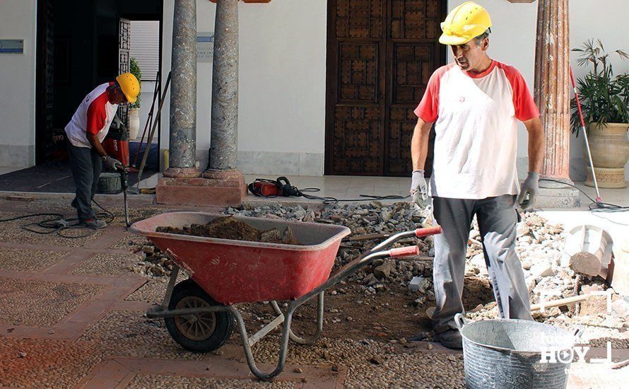 Obras en el segundo patio del Palacio de Santa Ana Obras en el segundo patio del Palacio de Santa Ana