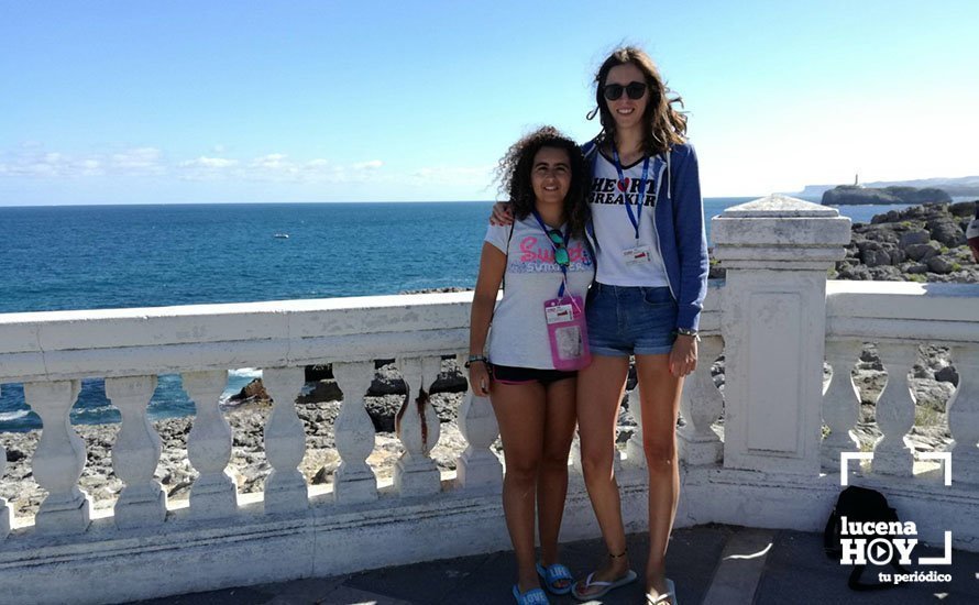 Beatriz Huertas y Araceli Reyes durante su estancia en el Aula de Verano 'Ortega y Gasset' en Santander. Beatriz Huertas y Araceli Reyes durante su estancia en el Aula de Verano 'Ortega y Gasset' en Santander.