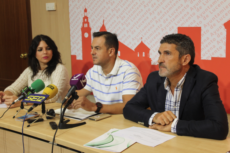 Un momento de la presentación de este acuerdo con ATA