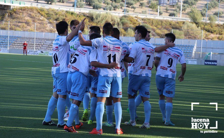 Los jugadores del Ciudad de Lucena celebran un gol en la presente campaña en Tercera División Los jugadores del Ciudad de Lucena celebran un gol en la presente campaña en Tercera División